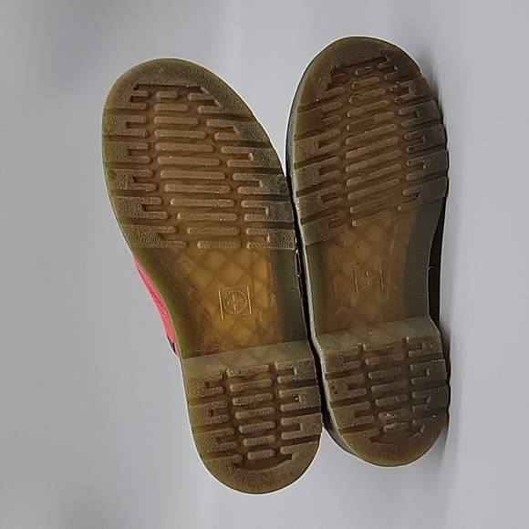 Doc Martens Red Patent Leather Boots Combat Boots - Picture 10 of 11